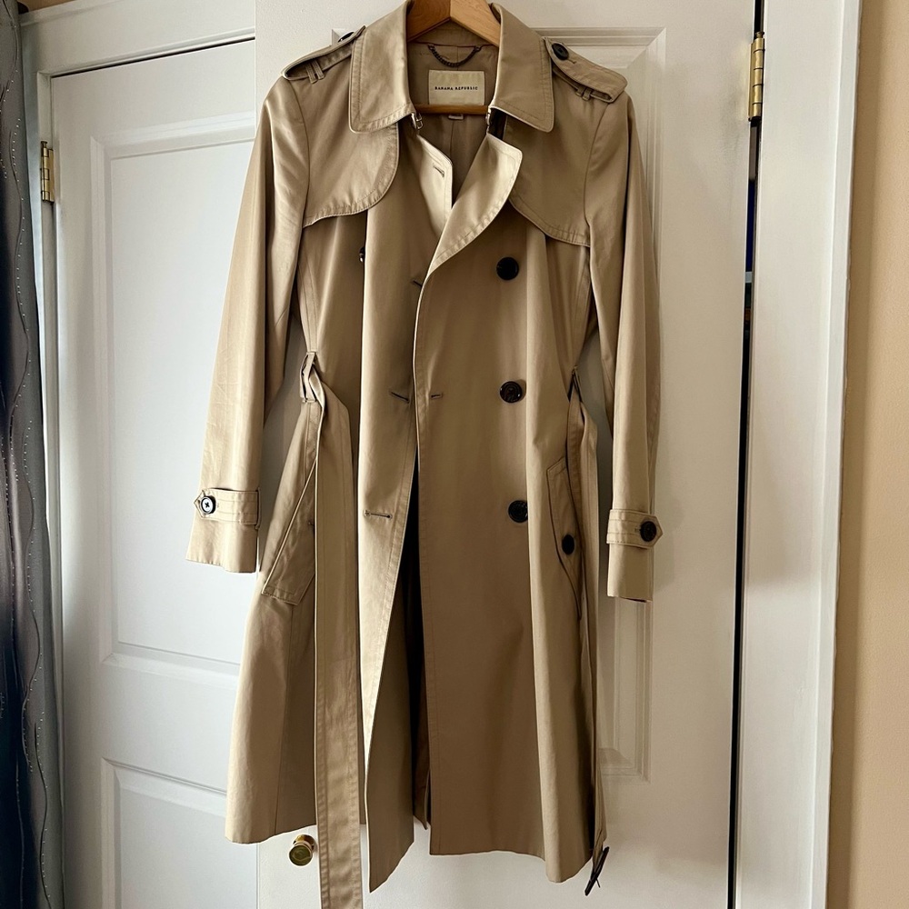 Banana Republic Tan Double-Breasted Trench Coat